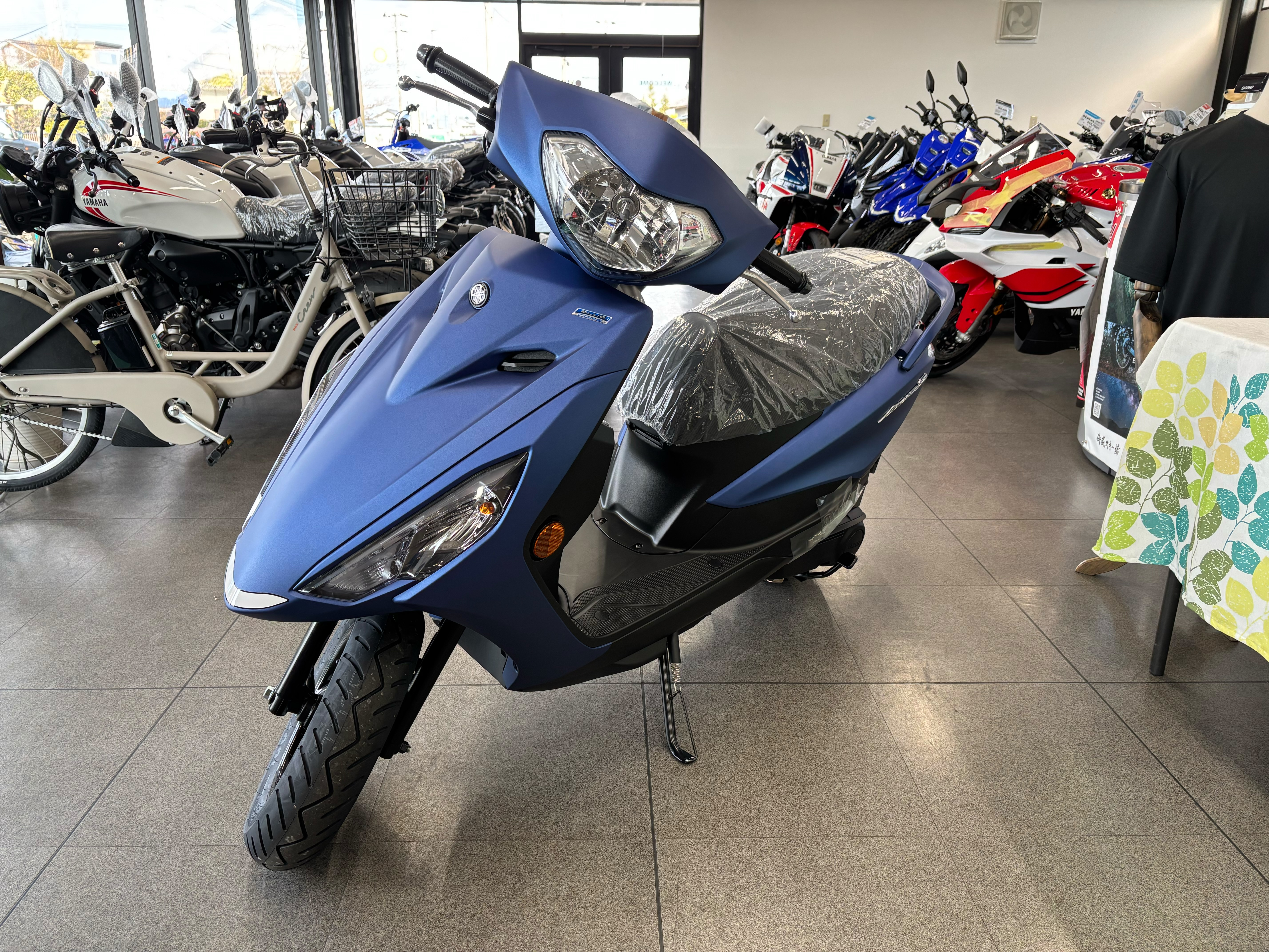 AXIS Z (マッドブルー)を入荷しました‼